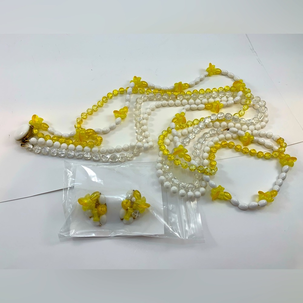 Vintage Beads and Earrings Lucite Yellow White Clip On Candy Flowers Crackle